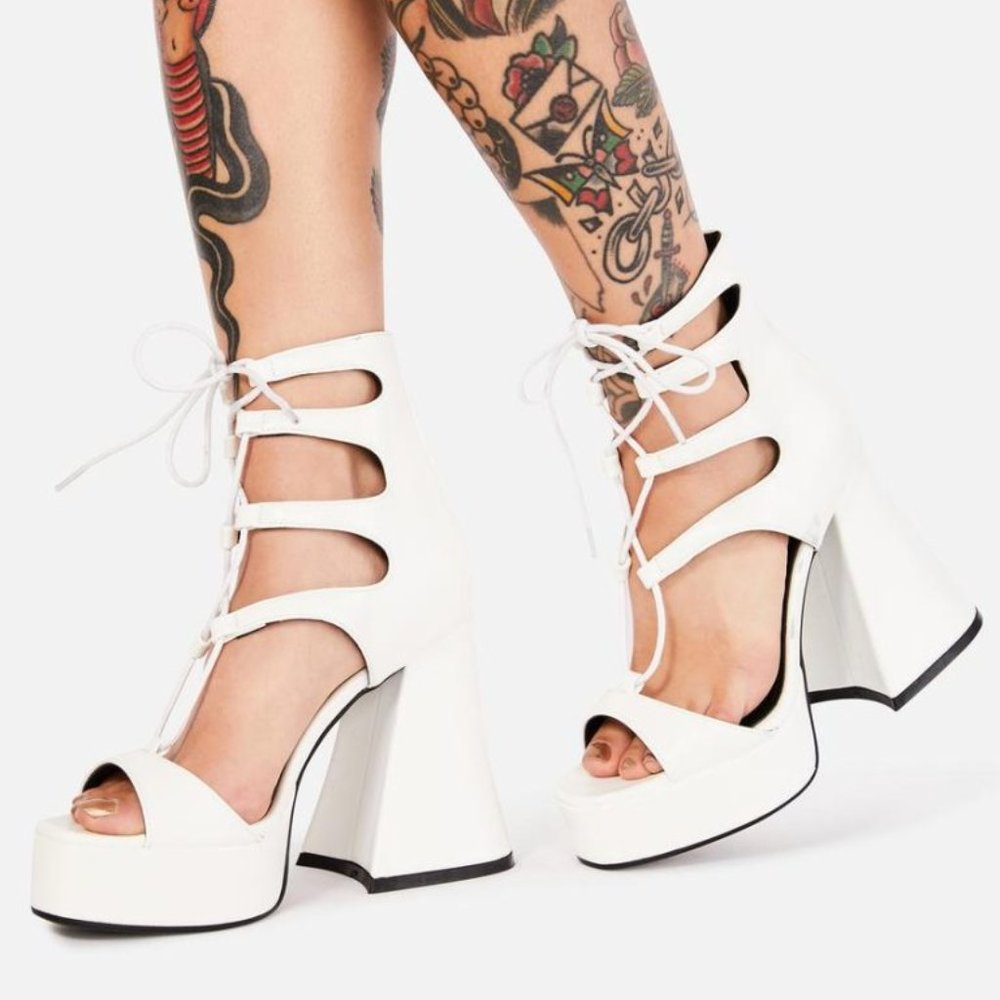 Lamoda Angel Do Right By Me Lace Up Heels | White Flared | Size 6